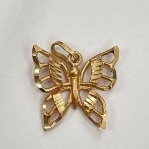 14k solid yellow gold butterfly pendant vintage estate jewelry charm